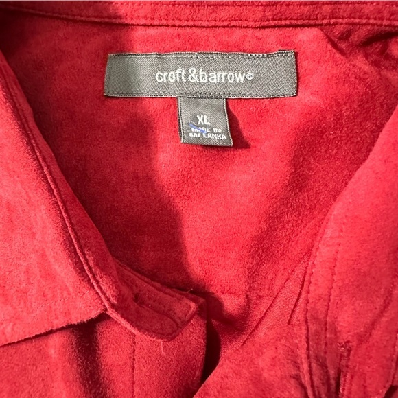 Croft & Barrow women's XL red suede like long sleeve button down shirt - Picture 2 of 4